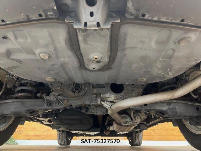 Toyota HARRIER 2015-01 1390819-18