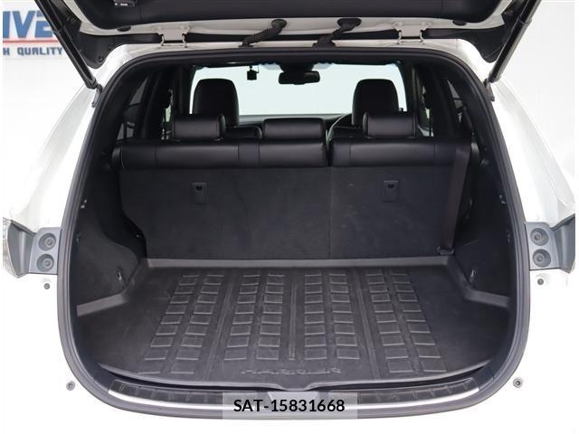 Toyota HARRIER 2017-02 4944435-10