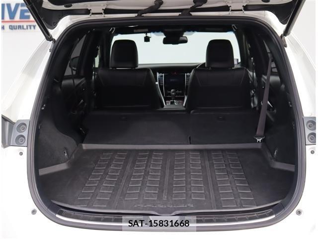 Toyota HARRIER 2017-02 4944435-11
