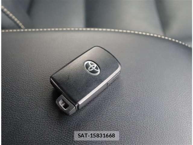 Toyota HARRIER 2017-02 4944435-27