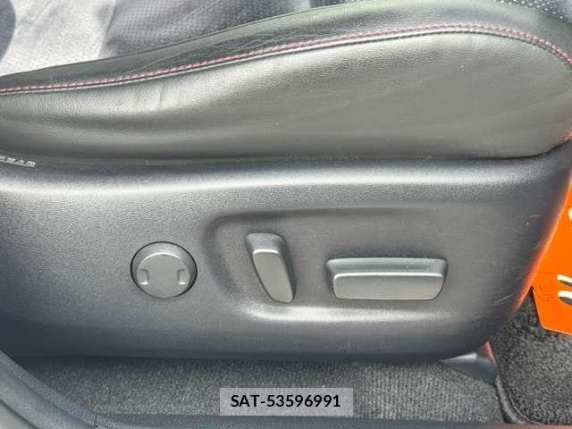 Toyota HARRIER 2017-07 4944444-25