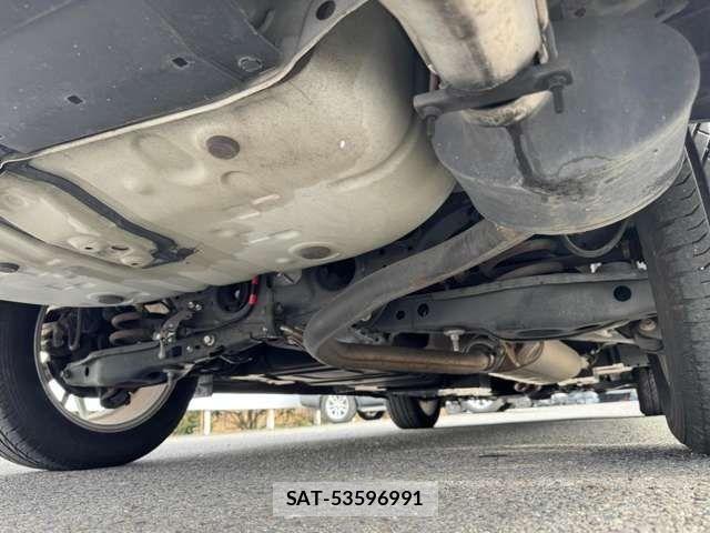 Toyota HARRIER 2017-07 4944444-29