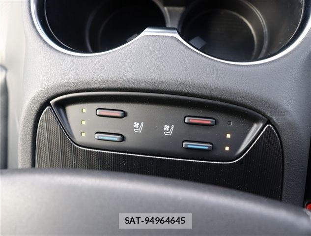Toyota HARRIER 2020-07 4944403-7