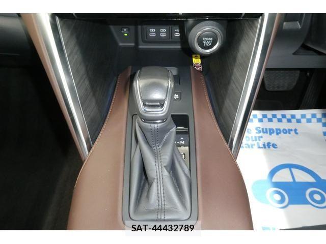 Toyota HARRIER 2024-04 6676129-22