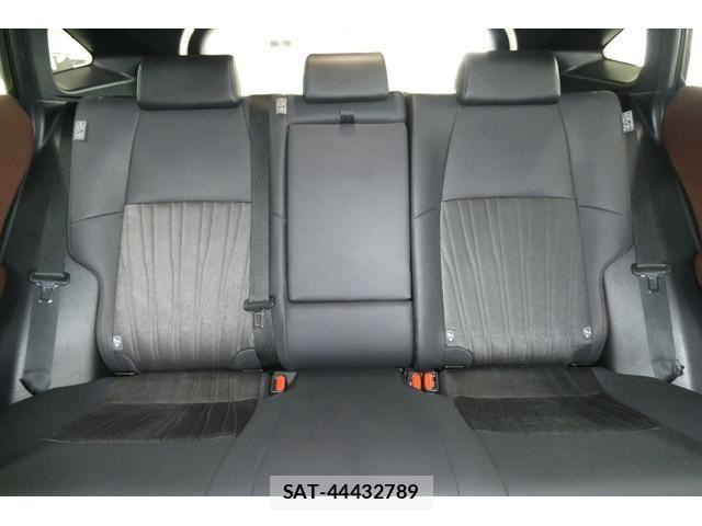 Toyota HARRIER 2024-04 6676129-7