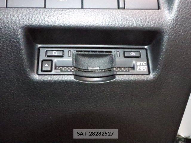 Toyota HARRIER 2025-06 6716220-17