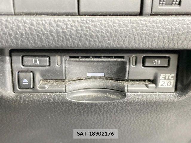 Toyota HARRIER 2023-02 6751748-7