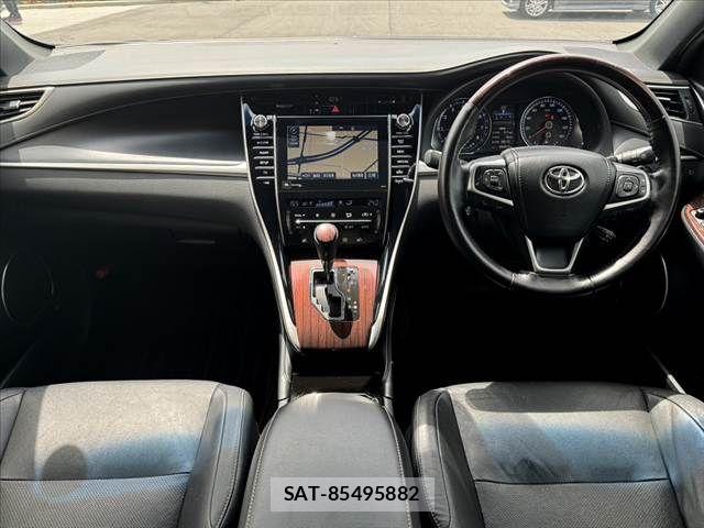Toyota HARRIER 2015-08 6815121-1