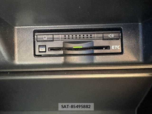 Toyota HARRIER 2015-08 6815121-6