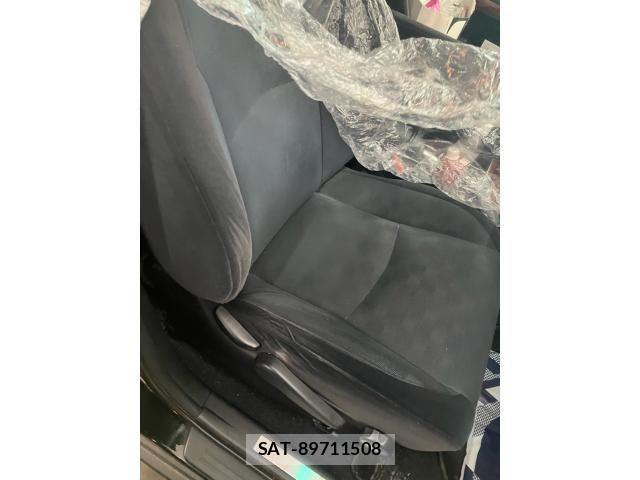 Toyota HARRIER 2011-07 6905933-13