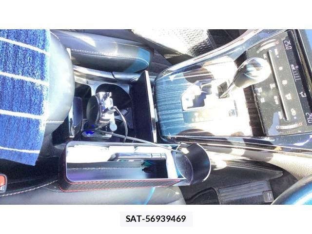 Toyota HARRIER 2015-10 6905929-12