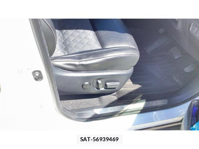 Toyota HARRIER 2015-10 6905929-14