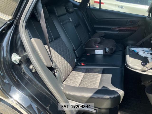 Toyota HARRIER 2015-06 6905935-18