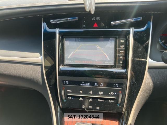 Toyota HARRIER 2015-06 6905935-23