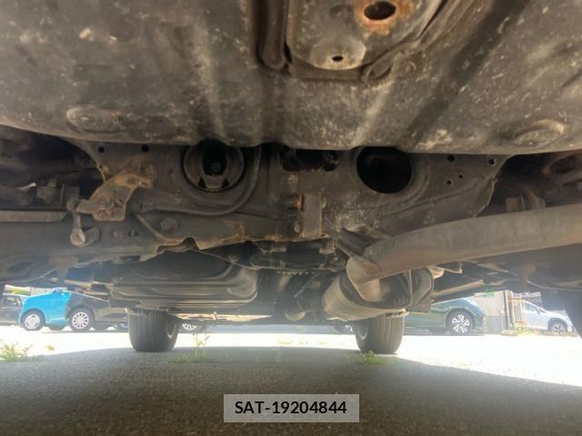 Toyota HARRIER 2015-06 6905935-7