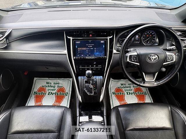 Toyota HARRIER 2018-01 7058727-1