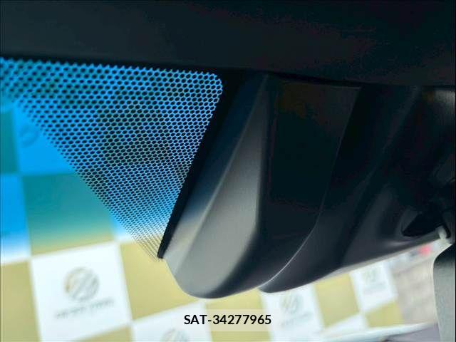 Toyota HARRIER 2023-03 7250961-26