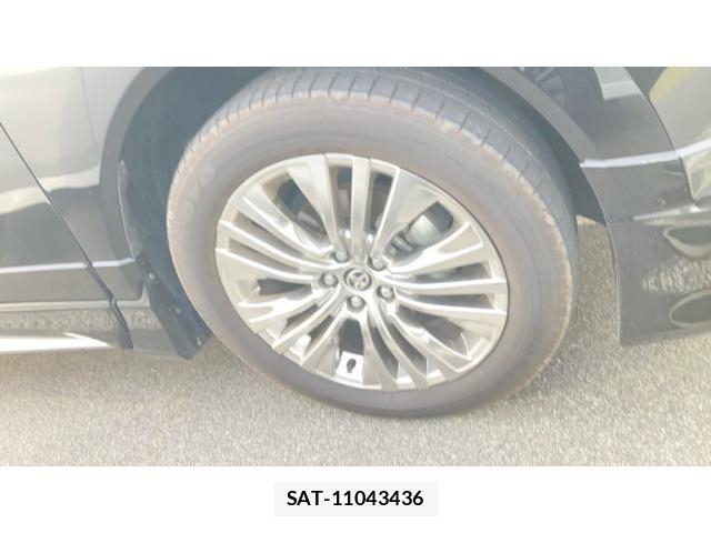 Toyota HARRIER 2024-06 7327332-5