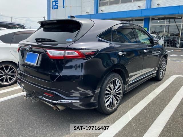 Toyota HARRIER 2018-03 7357964-3