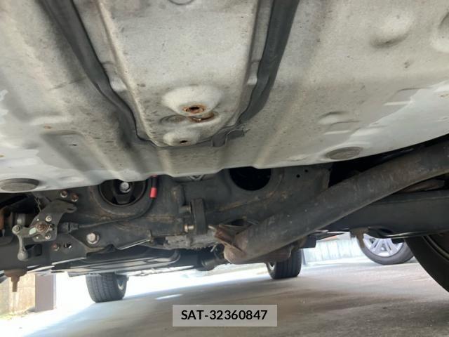 Toyota HARRIER 2017-08 7500783-14