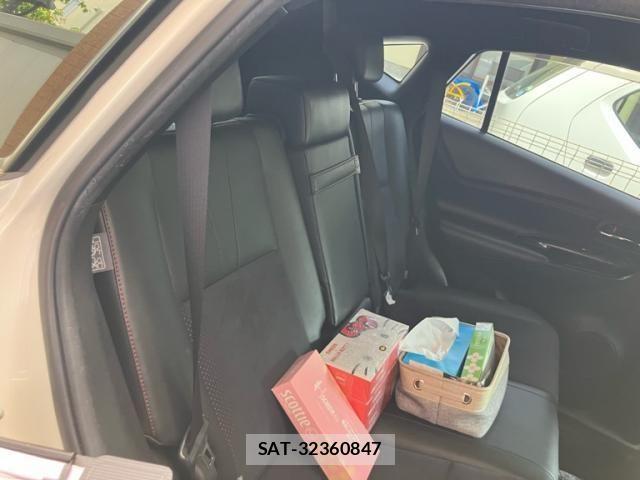 Toyota HARRIER 2017-08 7500783-15