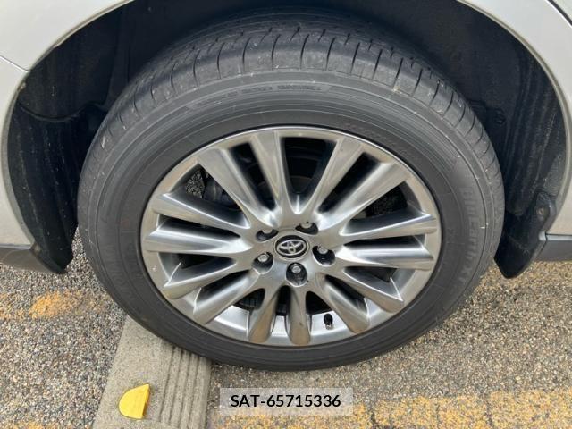 Toyota HARRIER 2018-09 7500781-5