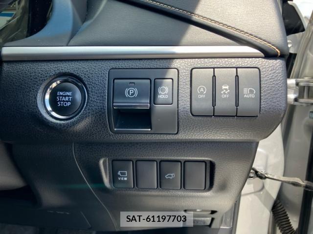 Toyota HARRIER 2018-04 7723772-17