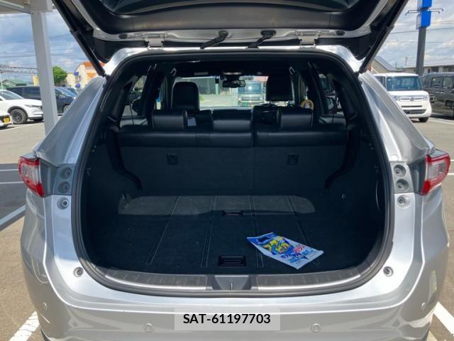Toyota HARRIER 2018-04 7723772-19