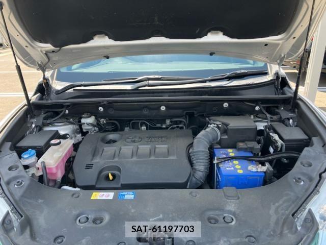 Toyota HARRIER 2018-04 7723772-21