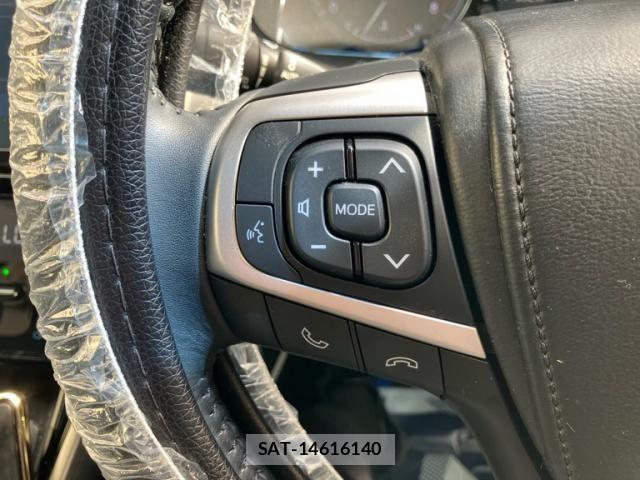 Toyota HARRIER 2018-10 7961896-19