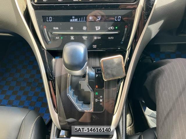 Toyota HARRIER 2018-10 7961896-21