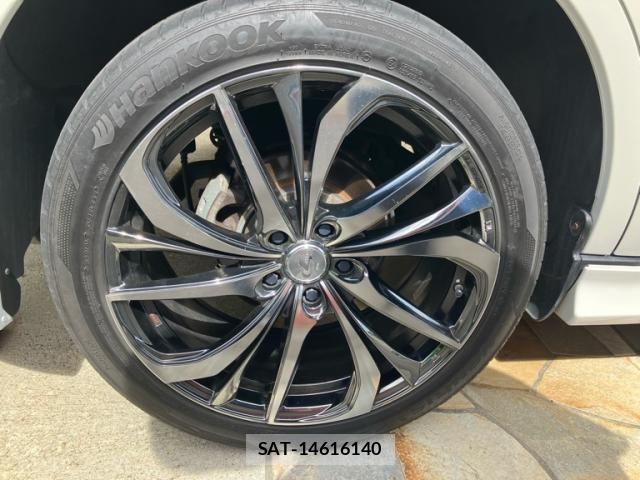 Toyota HARRIER 2018-10 7961896-7