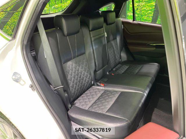 Toyota HARRIER 2018-01 8073903-8