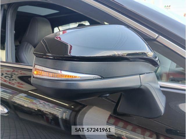 Toyota HARRIER 2021-06 8073898-6