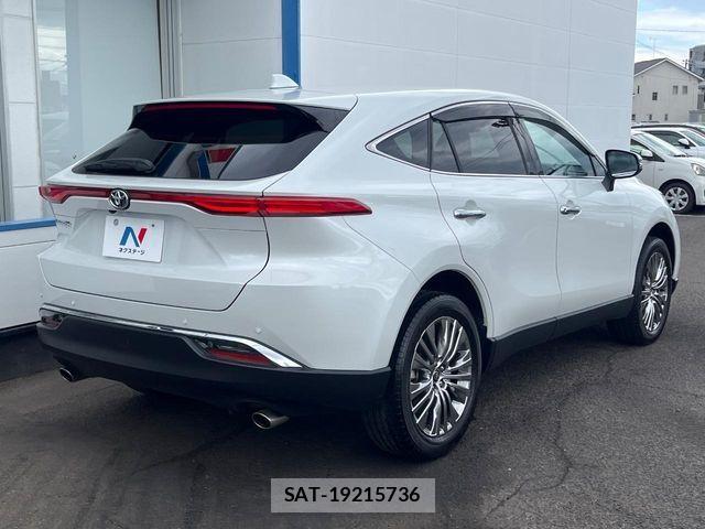 Toyota HARRIER 2023-03 8073897-16