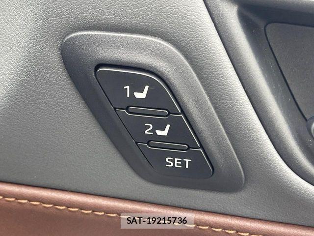 Toyota HARRIER 2023-03 8073897-6