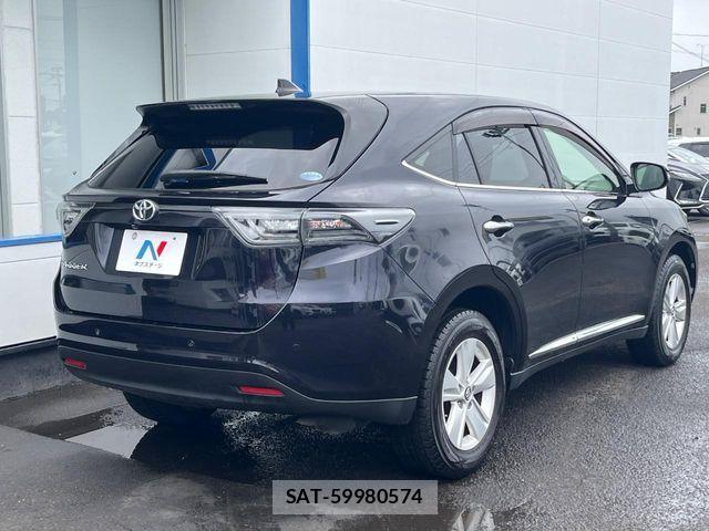 Toyota HARRIER 2017-03 8073904-16