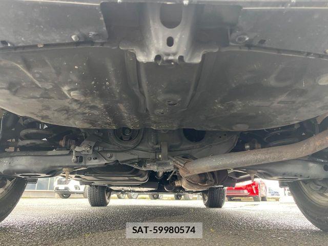 Toyota HARRIER 2017-03 8073904-18