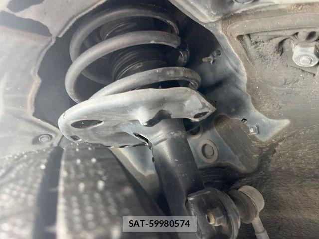 Toyota HARRIER 2017-03 8073904-19