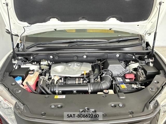 Toyota HARRIER 2018-06 8073901-28