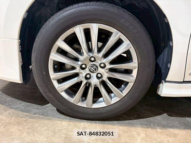 Toyota HARRIER 2017-02 8099420-10