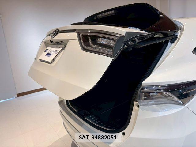 Toyota HARRIER 2017-02 8099420-11