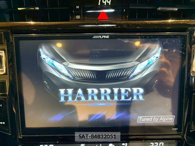 Toyota HARRIER 2017-02 8099420-21
