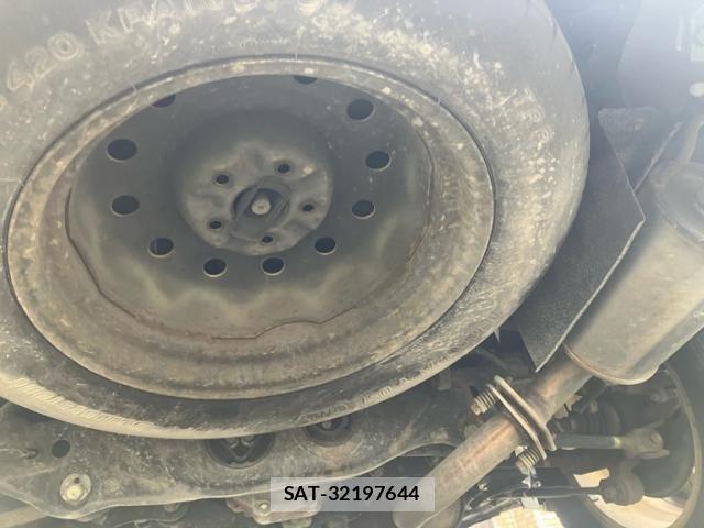 Toyota HARRIER 2012-03 8099422-11