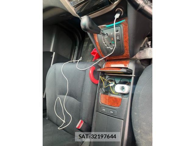 Toyota HARRIER 2012-03 8099422-19