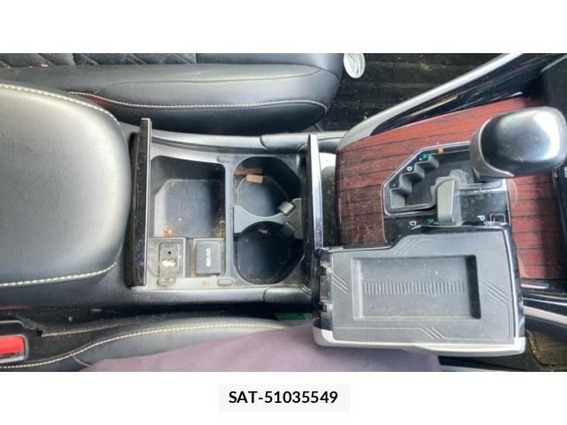 Toyota HARRIER 2015-02 8099421-22