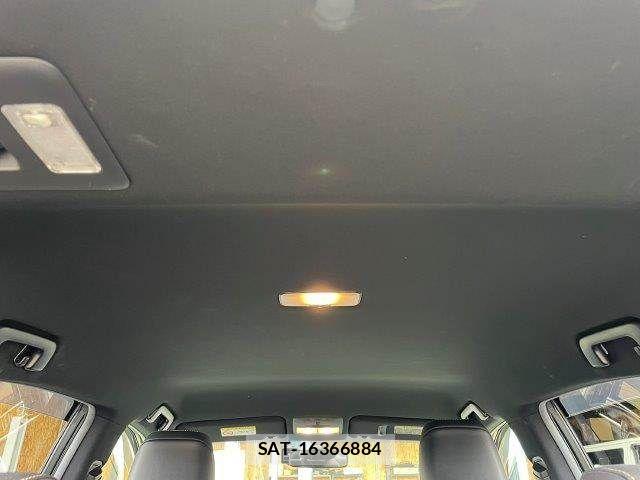 Toyota HARRIER 2015-05 8130378-11