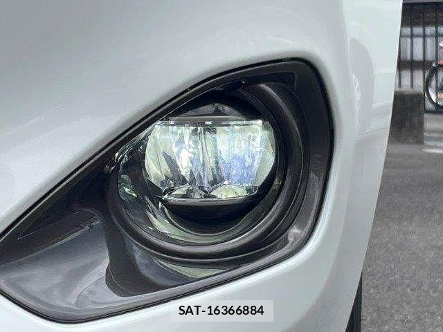 Toyota HARRIER 2015-05 8130378-14