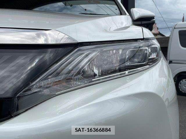 Toyota HARRIER 2015-05 8130378-23