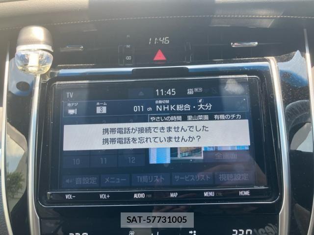 Toyota HARRIER 2019-06 8130374-18